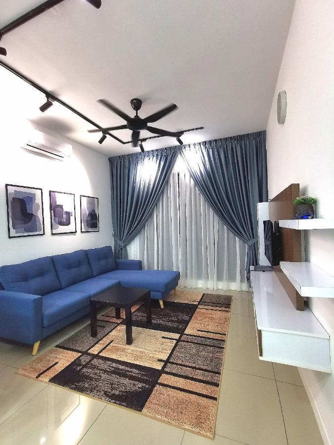 Stayje Putrajaya, 5 Minutes To Ioi City Mall, Wifi , Netflix, Free Parking Екстериор снимка